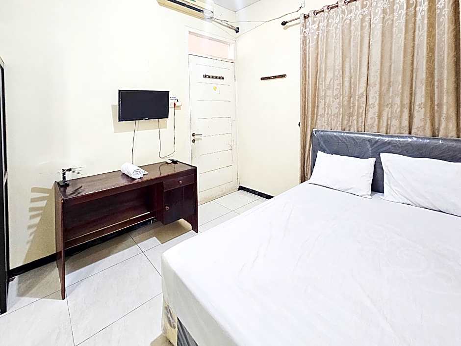 Hasana Guest House Syariah near Royal Plaza RedPartner