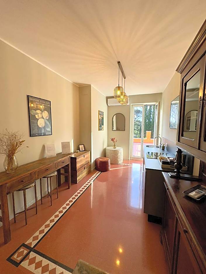 Hero's Garden Relais