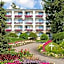 Mirror Lake Inn