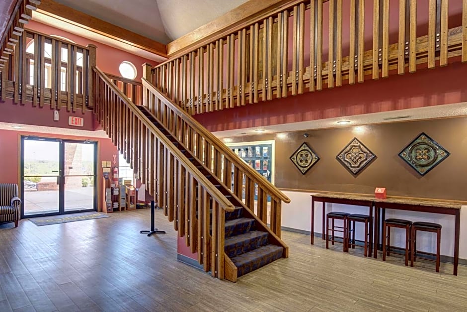 Ramada By Wyndham Branson Theatre District – Branson, MO