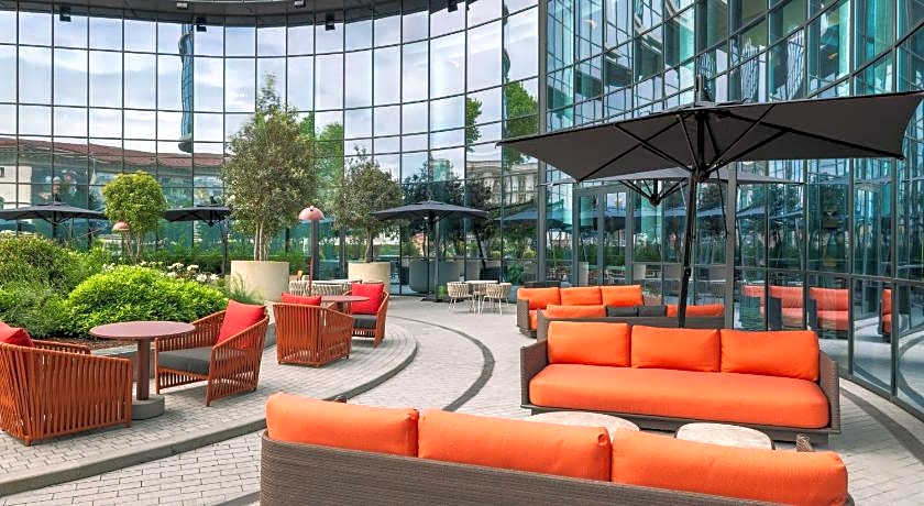 Paragraph Freedom Square, a Luxury Collection Hotel, Tbilisi