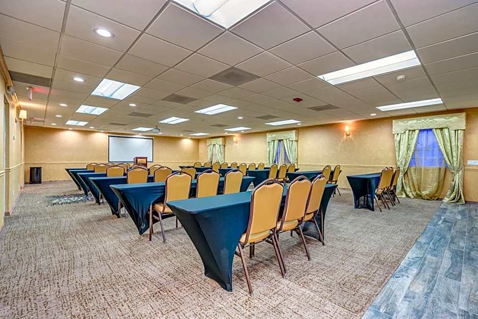 Clarion Inn