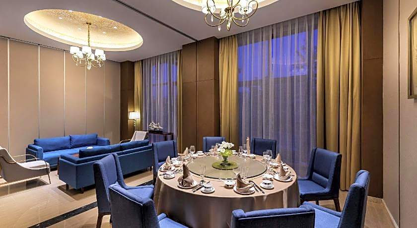 Novotel Qingdao New Hope