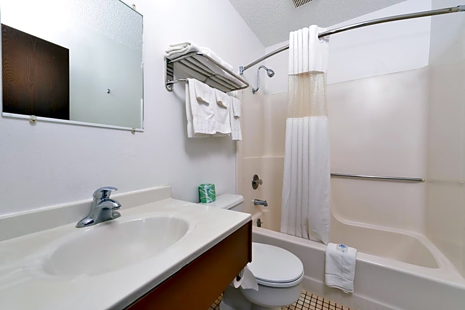 Americas Best Value Inn and Suites Sidney