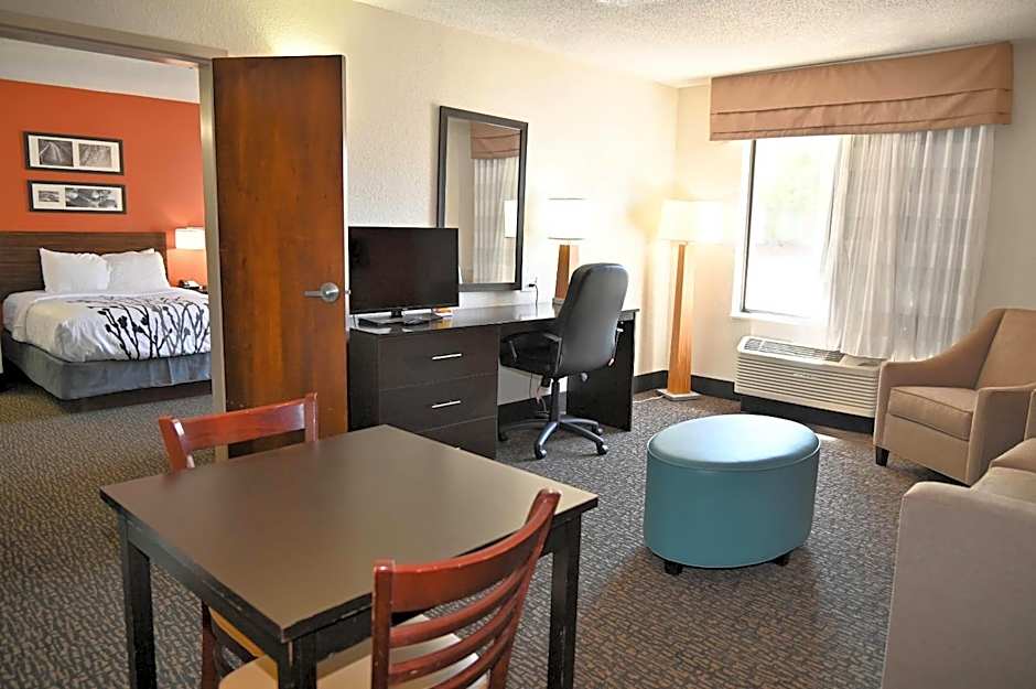 Sleep Inn & Suites Spring Lake - Fayetteville near Fort Bragg