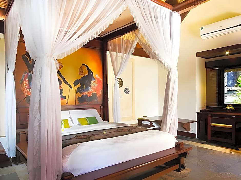 Grand Balisani Suites Hotel