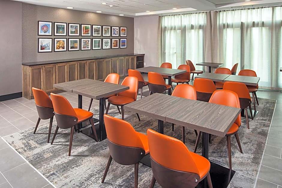 Four Points by Sheraton Appleton