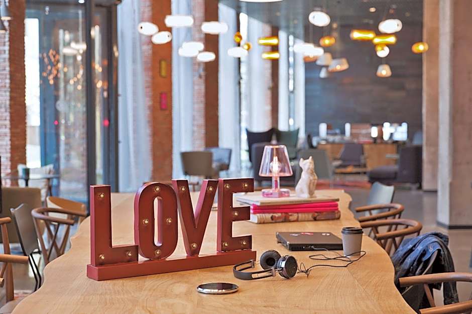 Moxy by Marriott Tbilisi