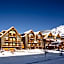 Moose Hotel and Suites