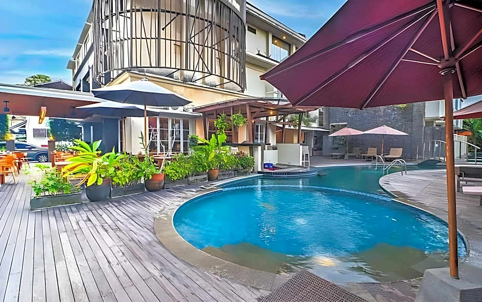 Palette Signature Hotel