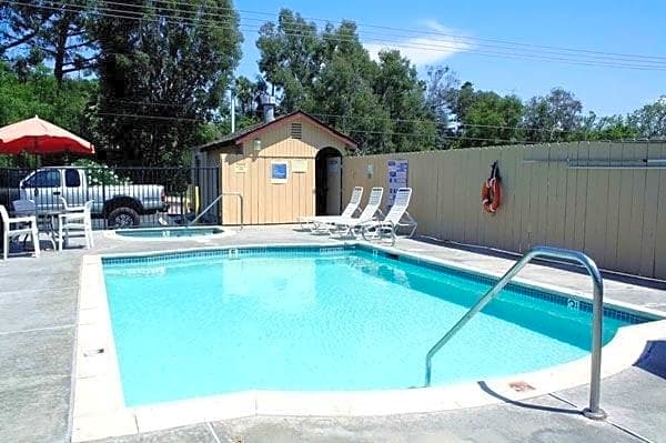 Escondido Lodge