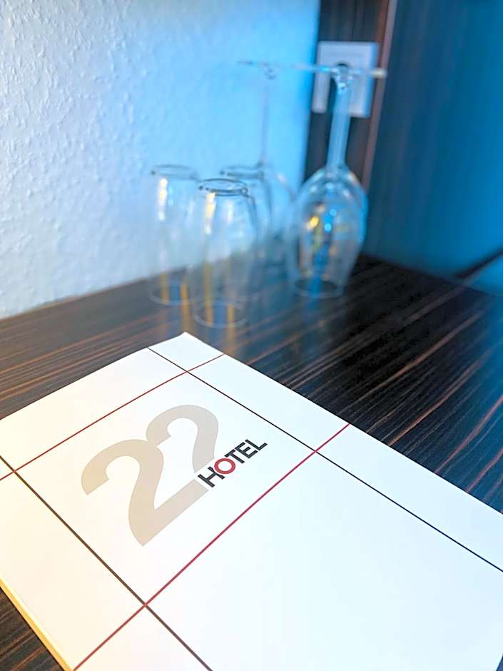 Hotel 22