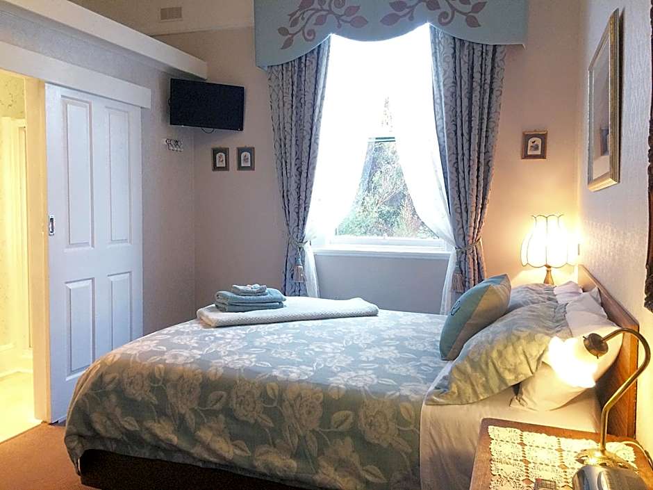 Strahan Wilderness Lodge