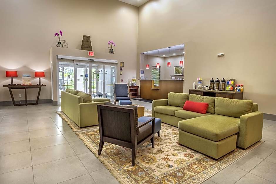 Country Inn & Suites by Radisson, St. Petersburg - Clearwater, FL