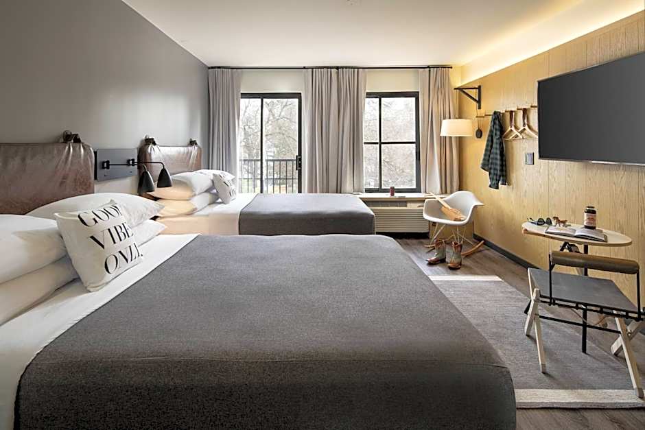 Moxy Memphis Downtown