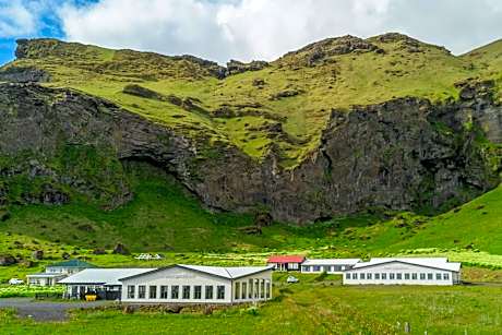 Drangshlid Hotel by Tröll