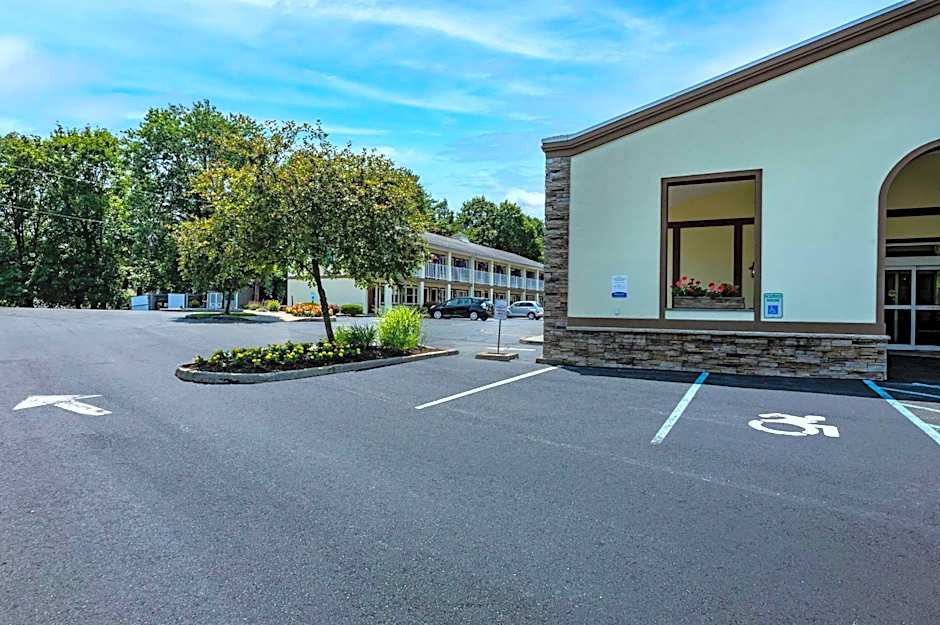 Rodeway Inn Poughkeepsie