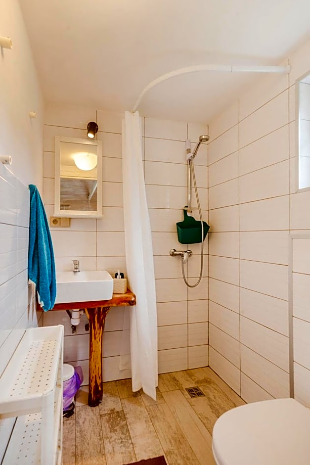 Domki w Dolinie Wieżycy