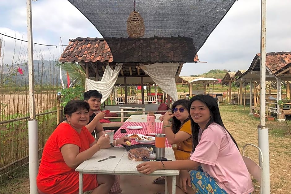 Borobudur Luxury Glamping