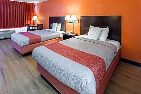 Quadruple Room - Non-Smoking