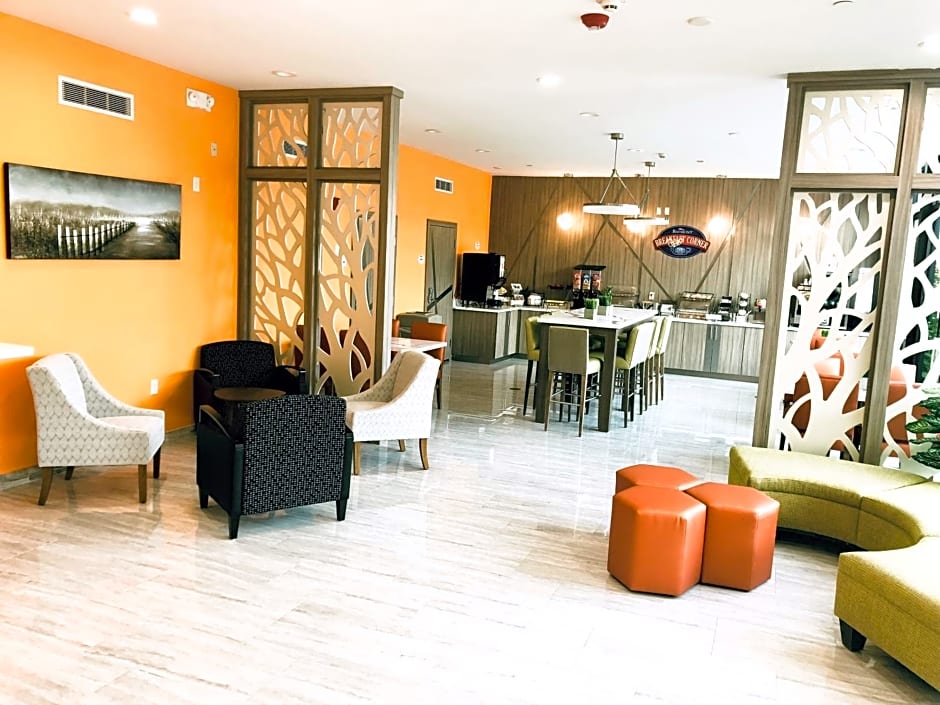 Baymont Inn & Suites Houston Hobby Airport
