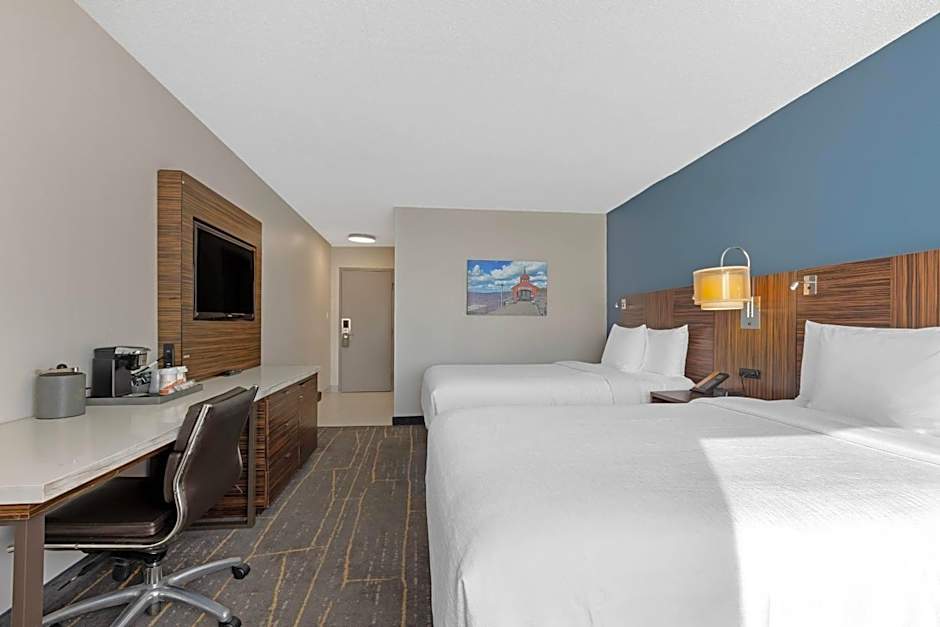 The Lux Hotel & Conference Center, an Ascend Collection Hotel