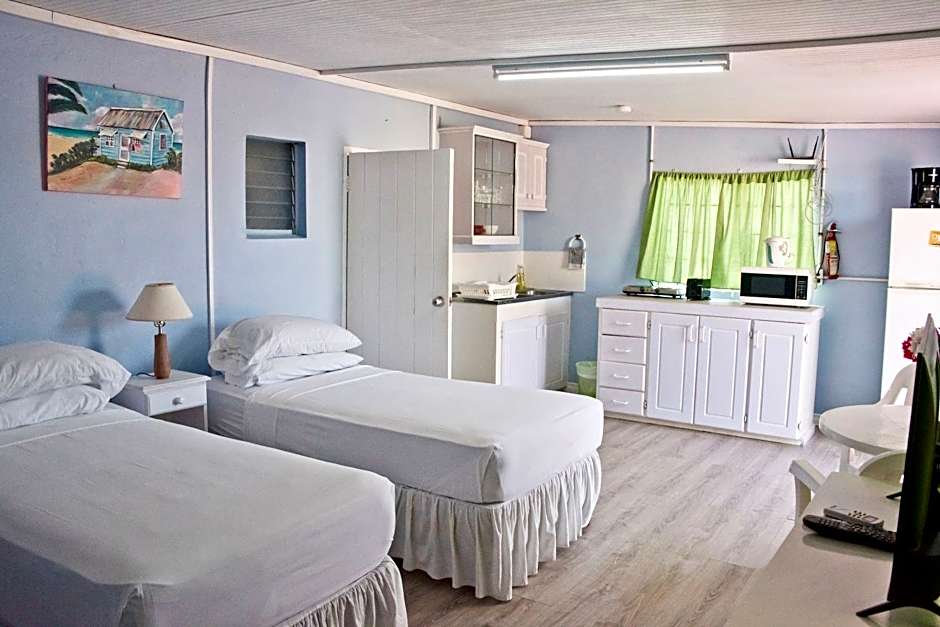 Dover Beach Hotel