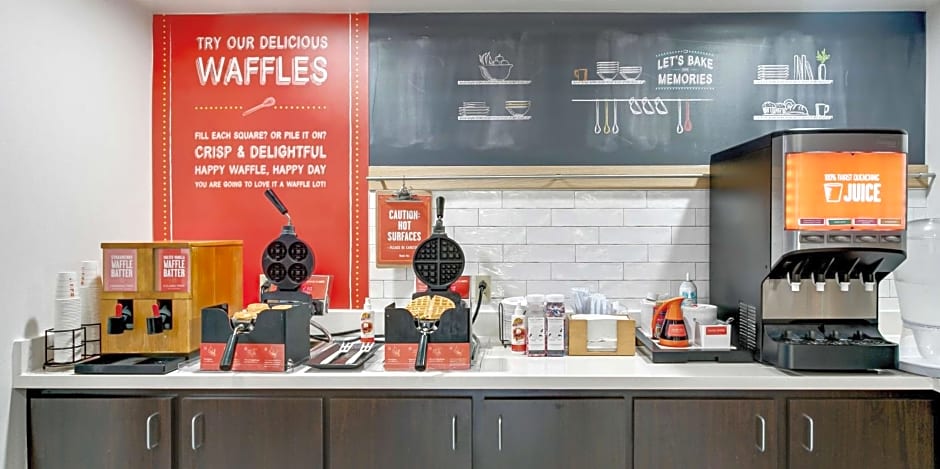Hampton Inn By Hilton Houston-Pearland