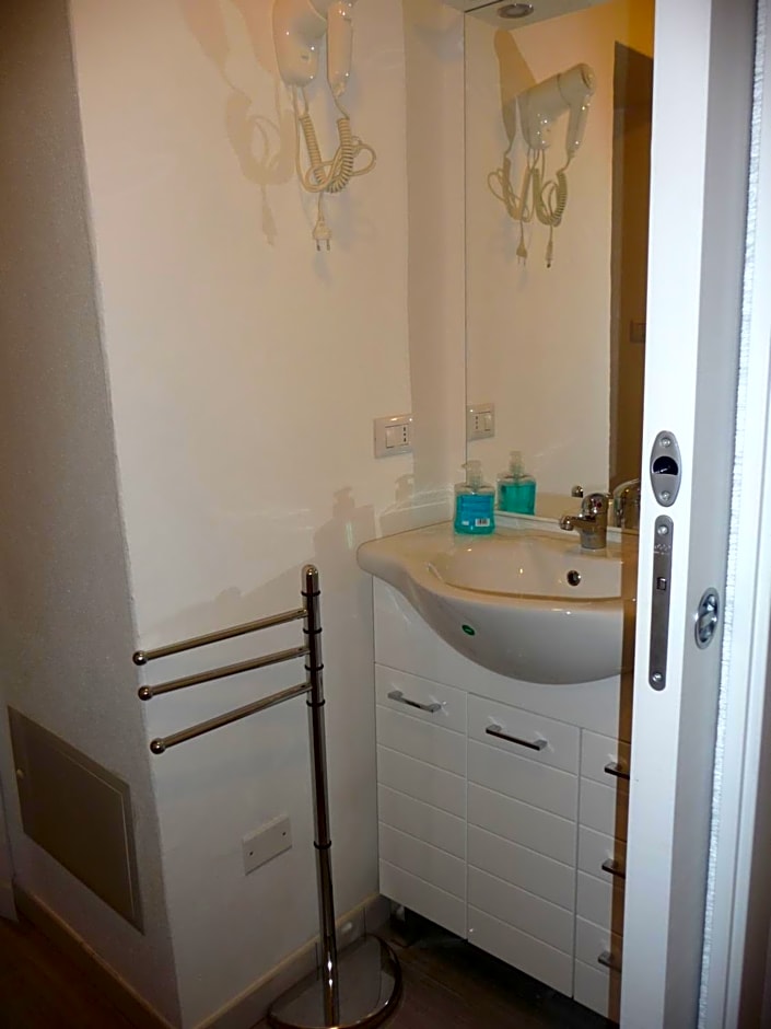 B&B Tredomus