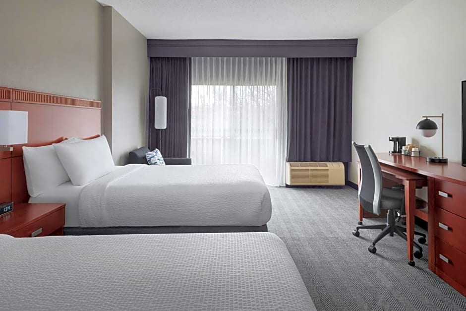 Courtyard by Marriott New Carrollton Landover