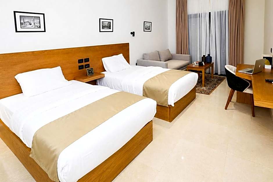 NewCity Hotel & Suites