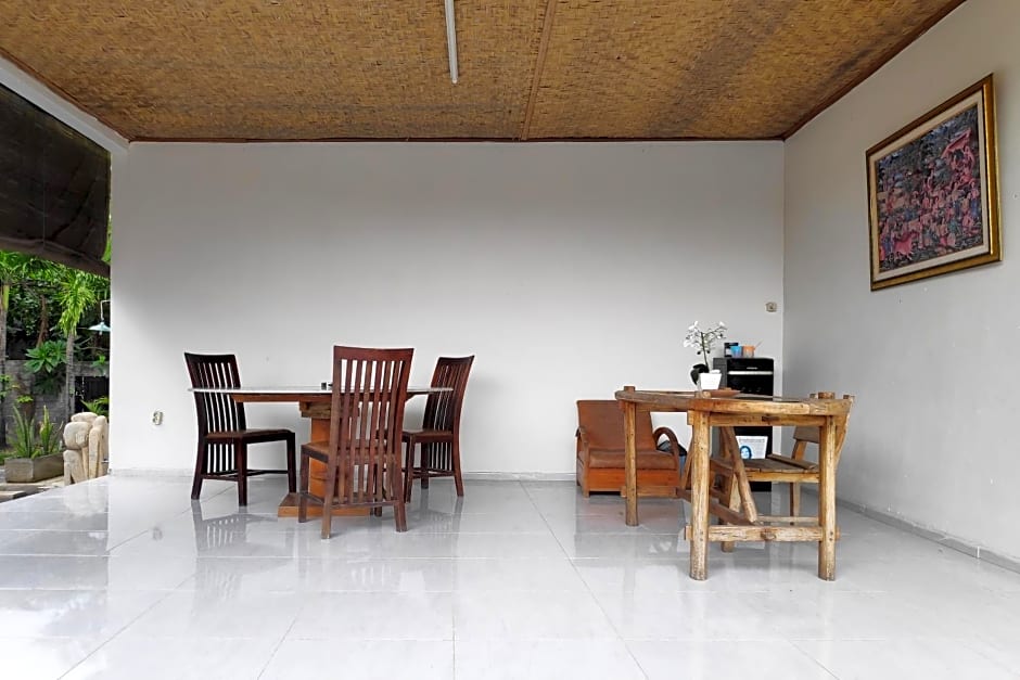 OYO 3833 Abian Villa By Nur Abian