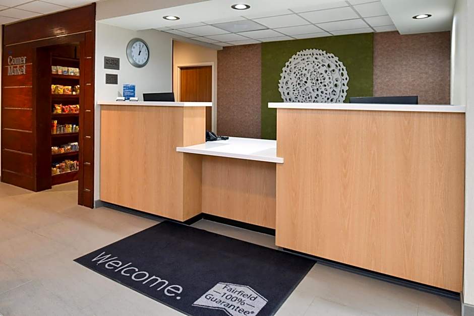 Fairfield Inn & Suites by Marriott Arlington Near Six Flags