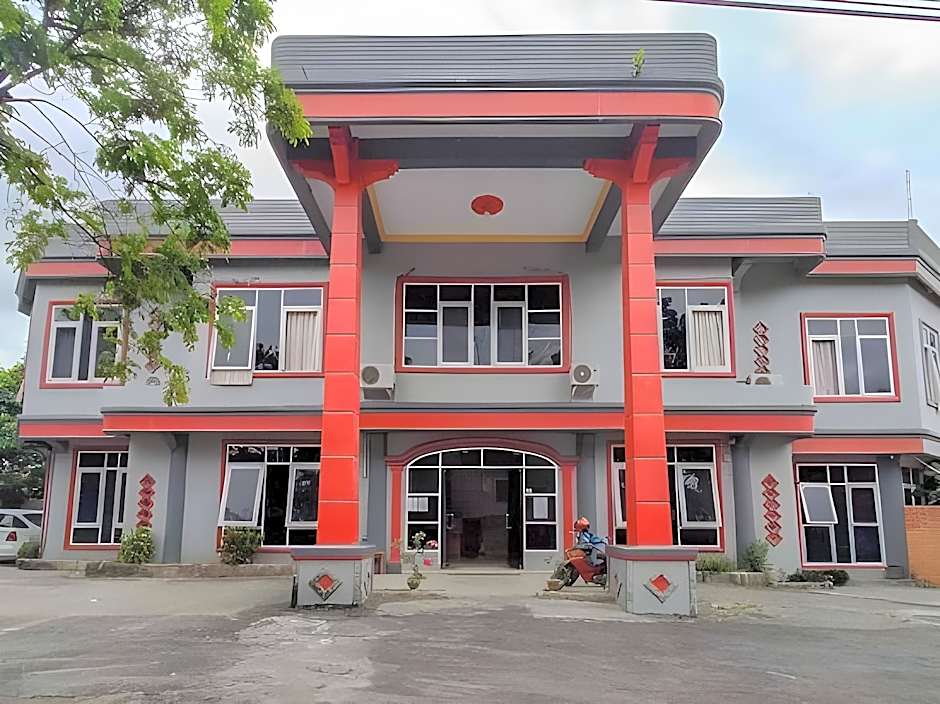 OYO 91855 Big Hotel Kendari