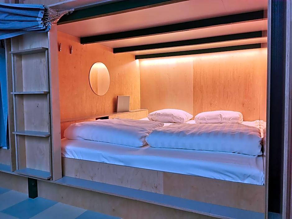 Green Marmot Capsule Hotel Zürich