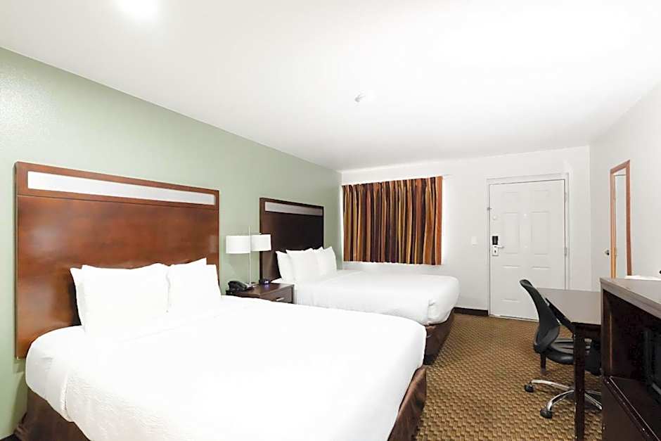 Quality Inn Holbrook near Petrified Forest