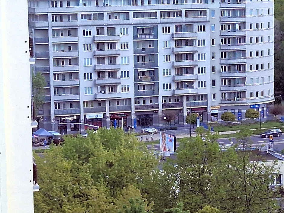 Niebieski Meander Pokoje blisko metra