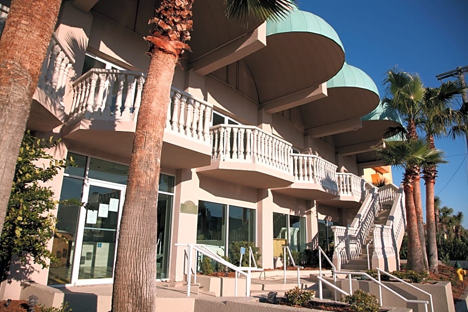 Boardwalk Inn and Suites