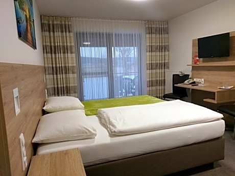 Comfort Room with Balcony