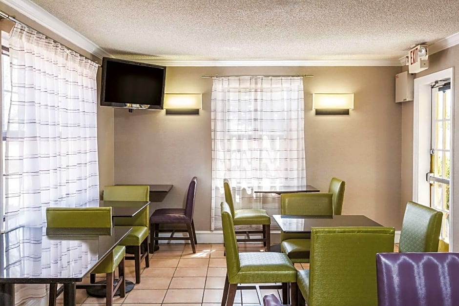 Travelodge by Wyndham El Paso - Airport