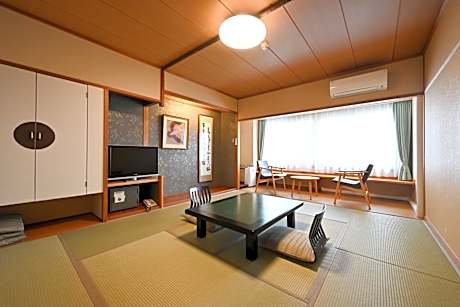 Japanese-Style Room