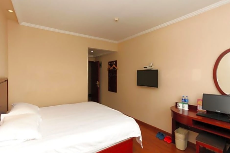 GreenTree Inn Jiangsu Wuxi Jiangyin Xinqiao Taixin Road Express Hotel