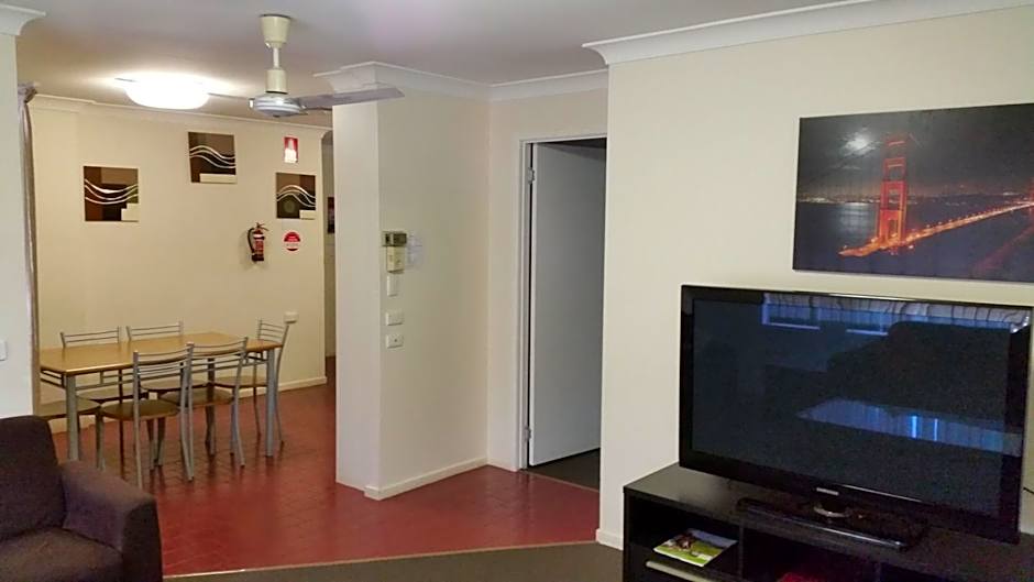 Clifford Park Motor Inn