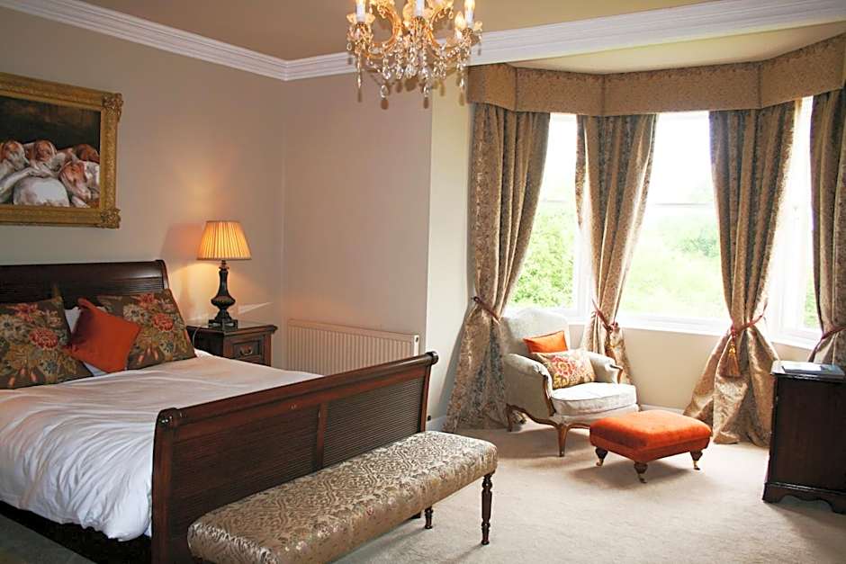 The Old Parsonage Country House