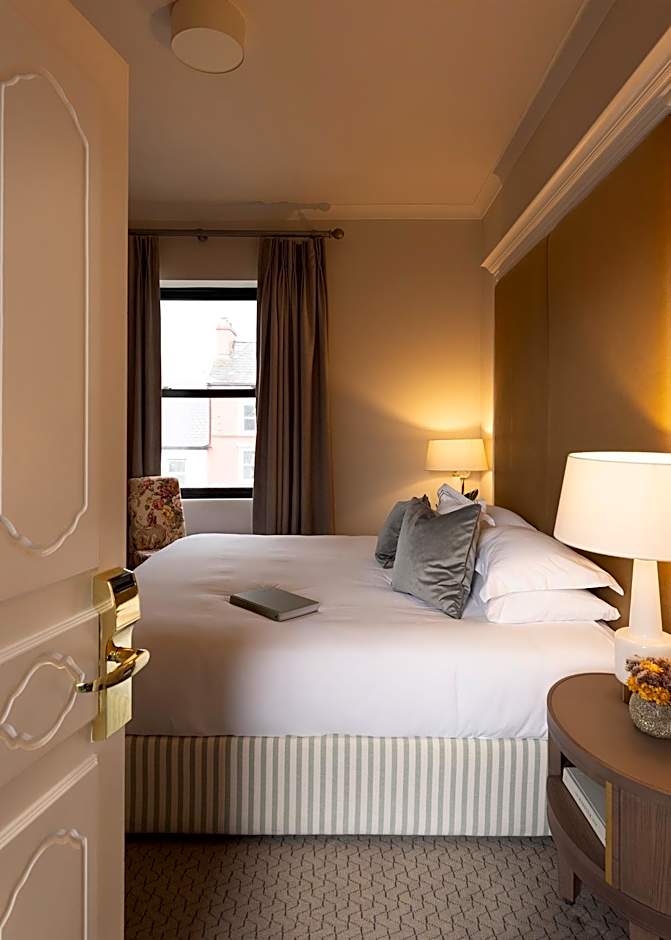 The Lansdowne Kenmare