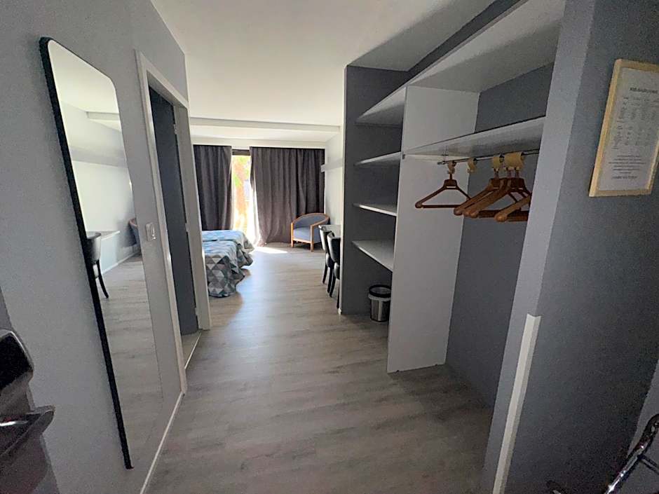 Hôtel Dupleix - Hyper centre - Réouverture