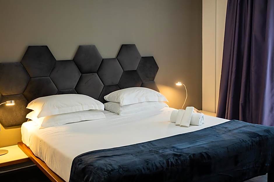 Black Hotel