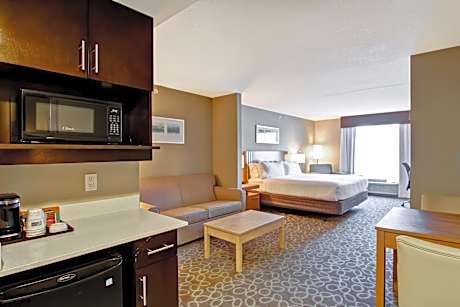 King Suite with Sofa Bed