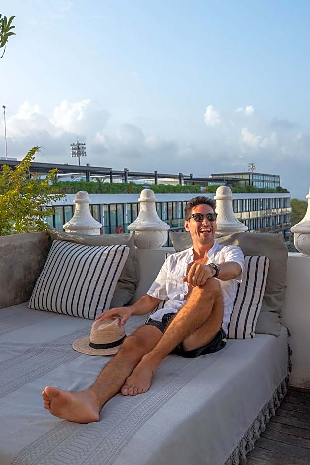 Be Playa Hotel Boutique & Rooftop Bar - Adults Only