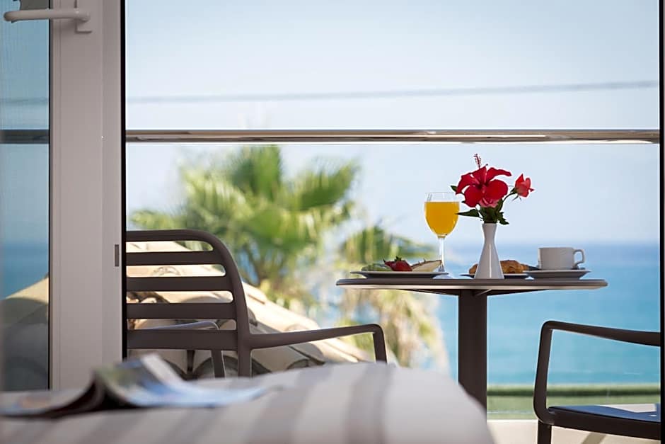 Acharavi Beach Hotel